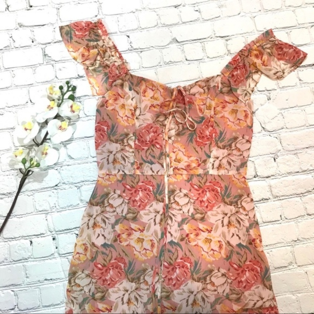 WAYF Valerie Blouson Midi Dress - Picture 7 of 8